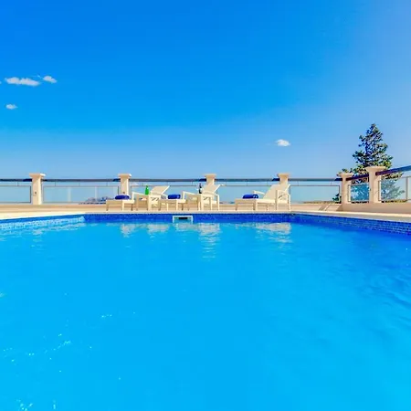 Lux By Sealand * Port de Pollenca