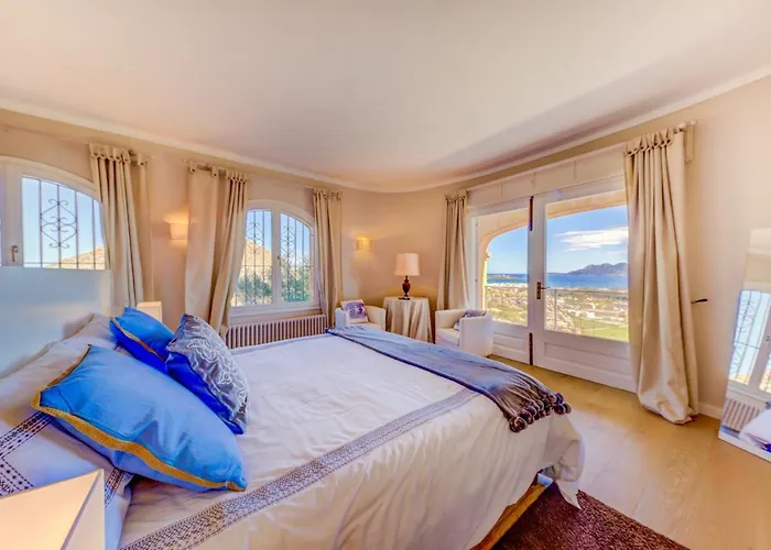 Lux By Sealand Villa *